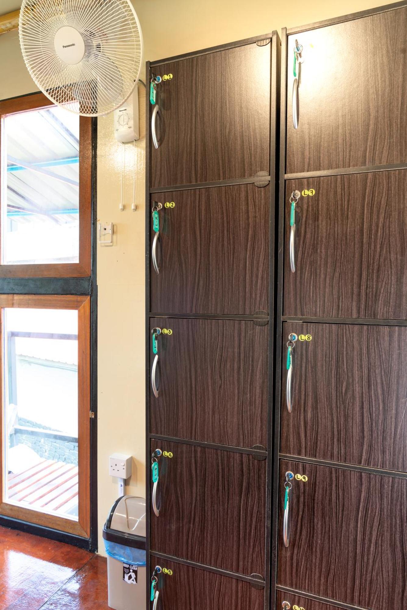 Bunga Hostel Female Dorm Пантай Ченанг Екстериор снимка
